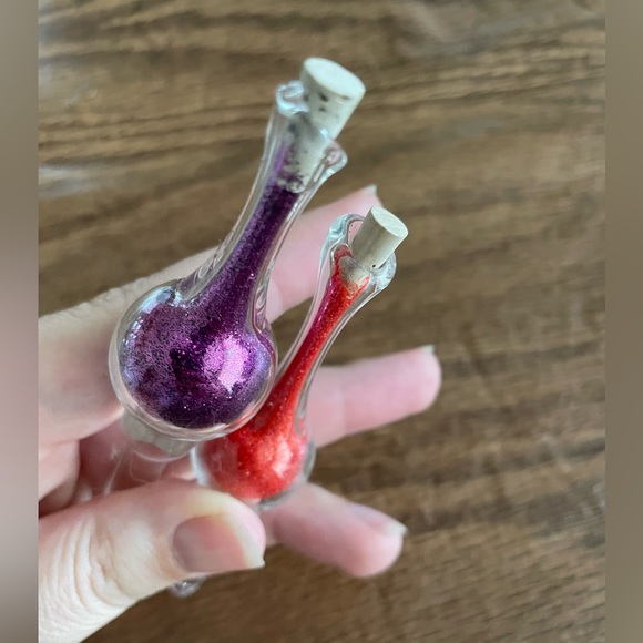 Red & Purple fairy dust/glitter - wands - Picture 3 of 4